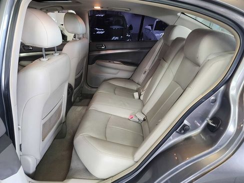 Used 2011 INFINITI G25 x w/ Moonroof Pkg image 20