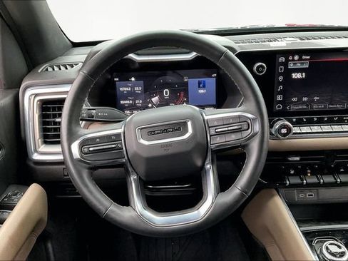 Used 2023 GMC Canyon Denali AWD/4WD image 8