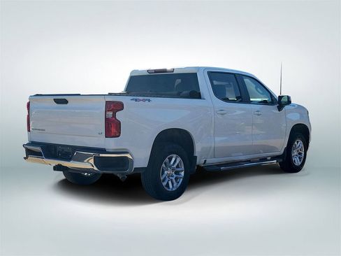 Used 2025 Chevrolet Silverado 1500 LT AWD/4WD image 3