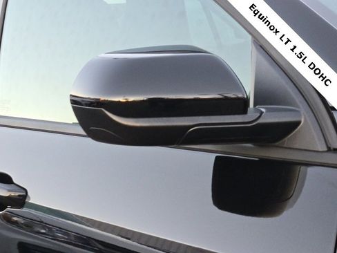 Used 2025 Chevrolet Equinox LT w/ Midnight Edition image 9