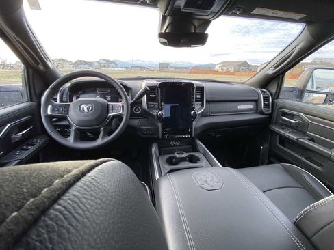 Used 2025 RAM 3500 Laramie image 16