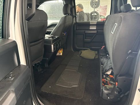 Used 2016 Ford F150 XLT w/ Equipment Group 302A Luxury RWD image 11