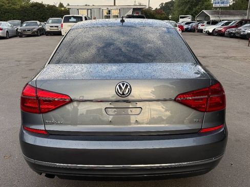 Used 2016 Volkswagen Passat 1.8T S FWD image 6