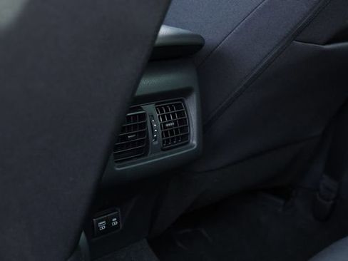 Used 2025 Toyota Camry LE image 11