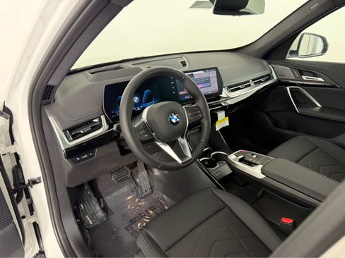 New 2026 BMW X1 xDrive28i w/ Technology Package image 12