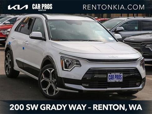 New 2025 Kia Niro EX Touring image 1