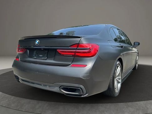 Used 2018 BMW 740e xDrive w/ Luxury Rear Seating Package image 5