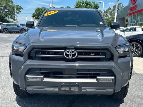 Used 2025 Toyota 4Runner SR5 RWD image 8