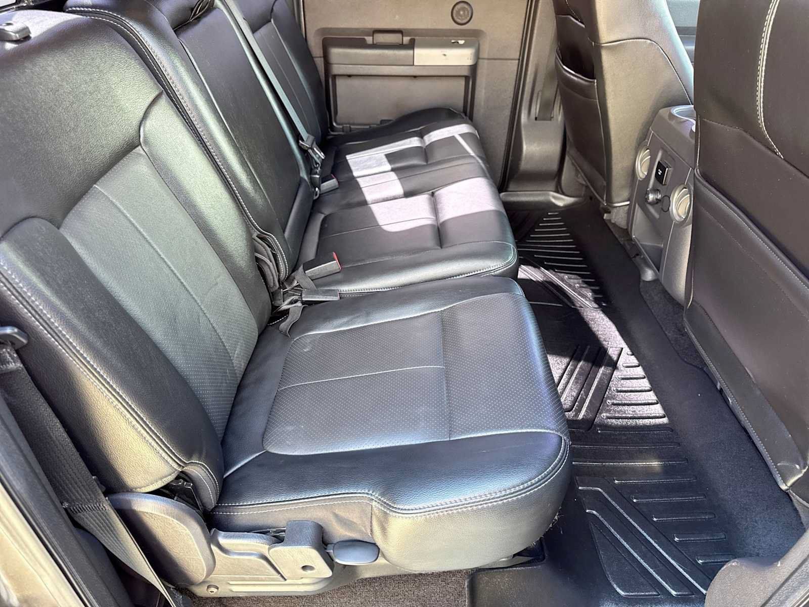 Used 2015 Ford F250 Lariat w/ Lariat Ultimate Package AWD/4WD image 20