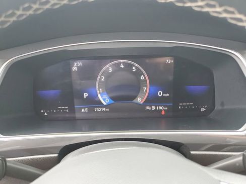 Used 2022 Volkswagen Tiguan SE FWD image 24