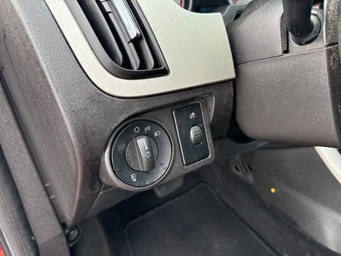 Used 2011 Ford Focus SES w/ 401A Rapid Spec Order Code image 15