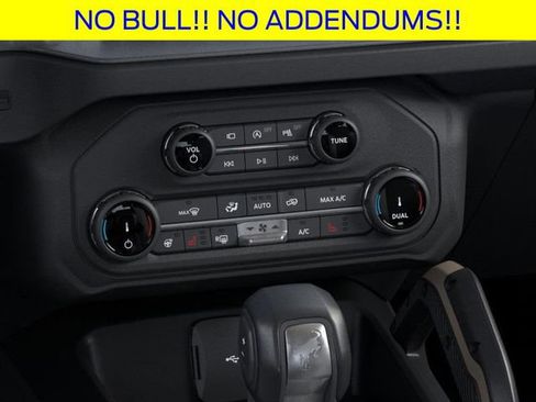 New 2025 Ford Bronco Badlands AWD/4WD image 17