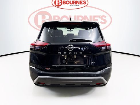 Used 2021 Nissan Rogue SV FWD image 8