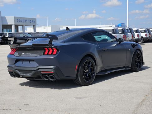 Used 2025 Ford Mustang Dark Horse RWD image 5