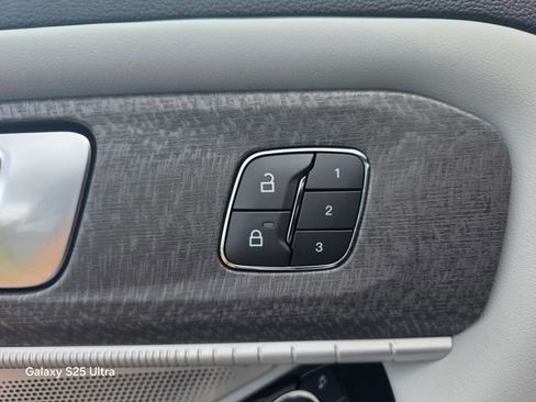 New 2026 Ford Explorer Platinum image 28