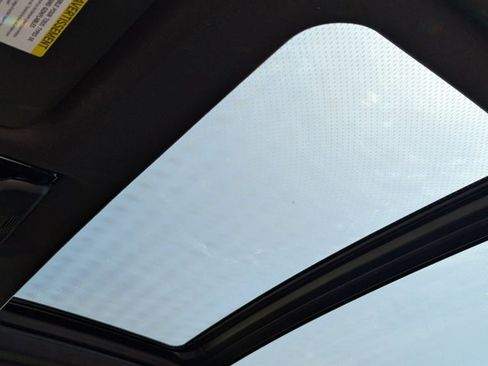 Used 2024 BMW X6 xDrive40i w/ Executive Package AWD/4WD image 17