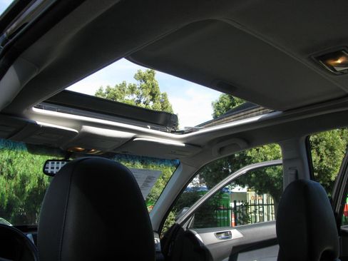 Used 2009 Subaru Forester 2.5X Limited AWD/4WD image 8
