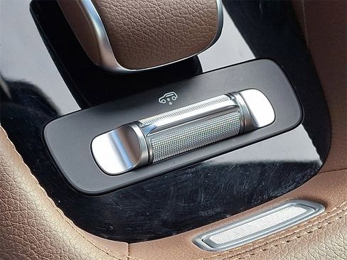 Used 2025 Mercedes-Benz GLS 580 GLS 580 image 26