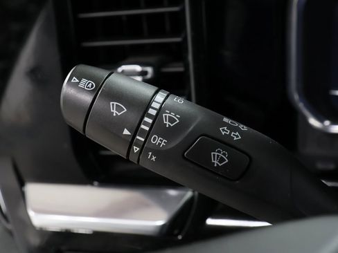 Used 2024 Chevrolet Silverado 2500 High Country w/ High Country Premium Package image 18