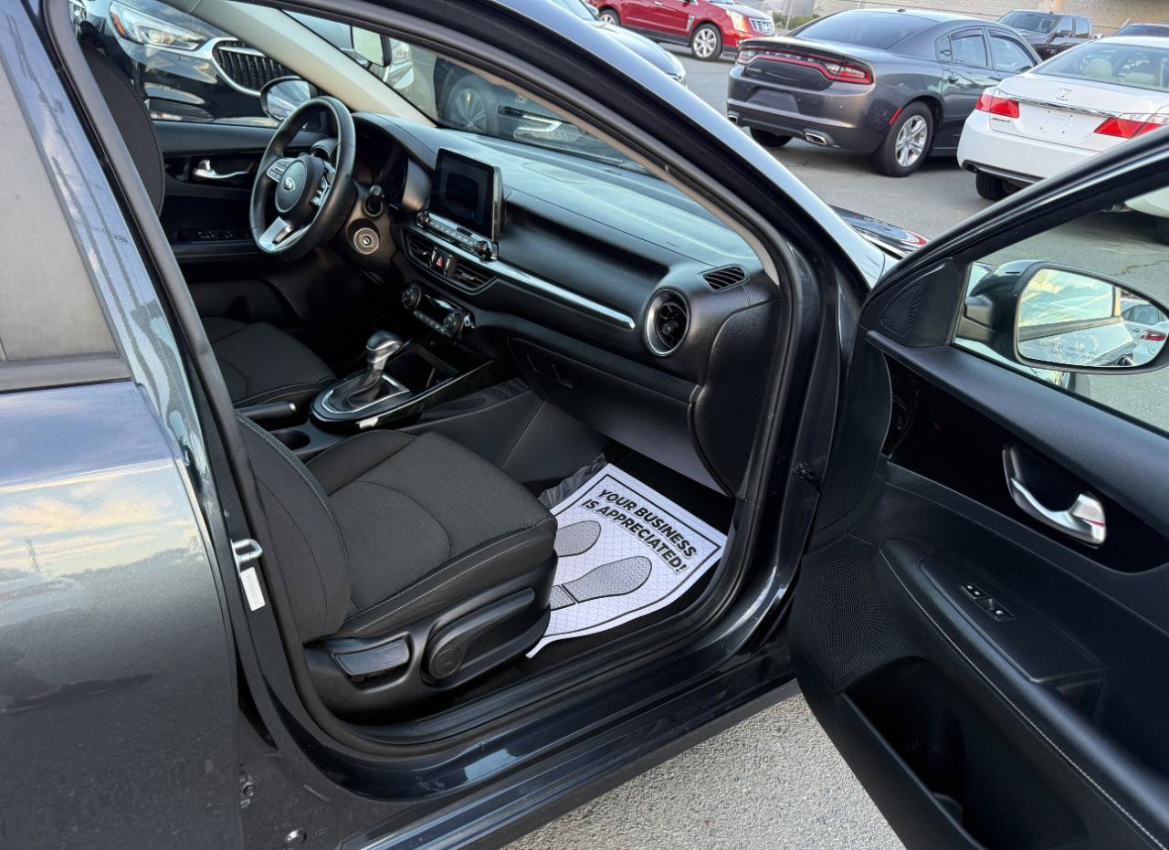 Used 2019 Kia Forte S FWD image 12