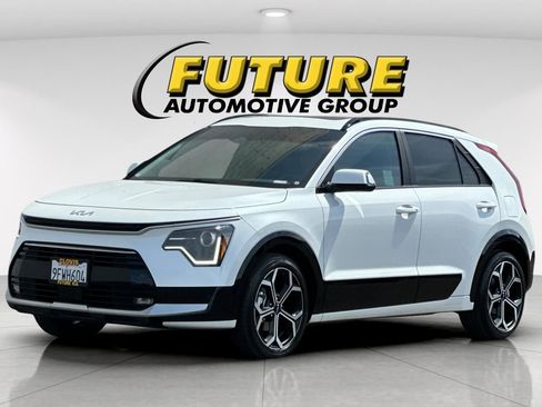 Certified 2023 Kia Niro EX Touring FWD image 8
