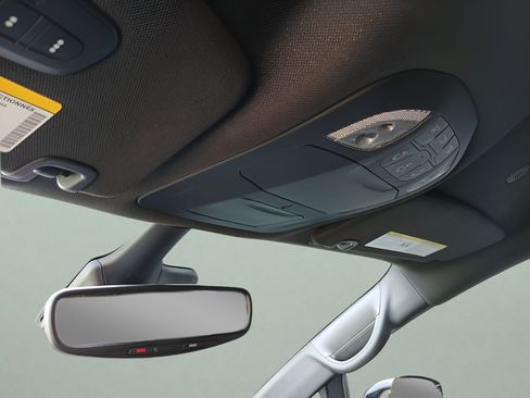 Used 2025 Chrysler Pacifica Select FWD image 23