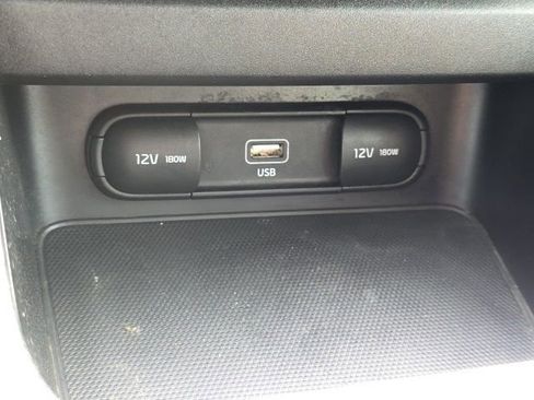 Used 2023 Kia Forte LXS w/ LXS Technology Package image 14