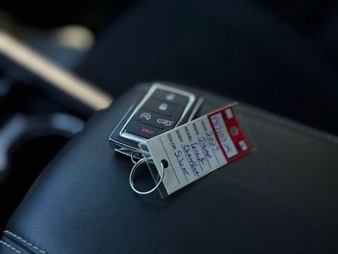 Certified 2023 Jeep Grand Cherokee Laredo w/ Luxury Tech Group I image 37