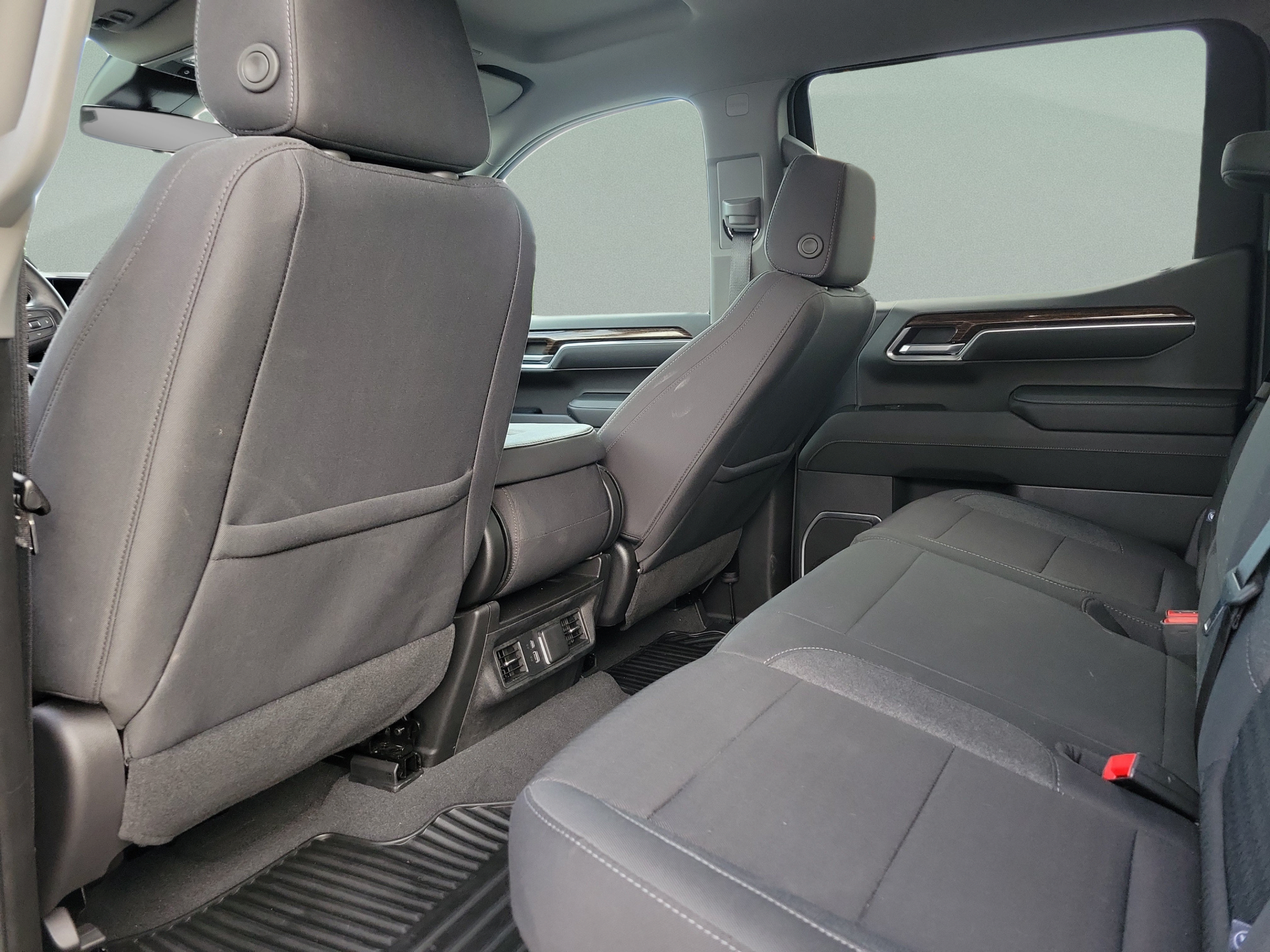 Used 2024 GMC Sierra 1500 Elevation RWD image 6