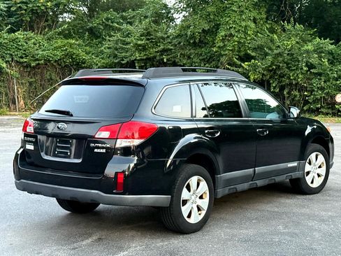 Used 2012 Subaru Outback 2.5i Premium image 4