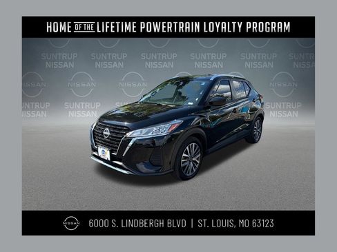 Used 2023 Nissan Kicks SV FWD image 1