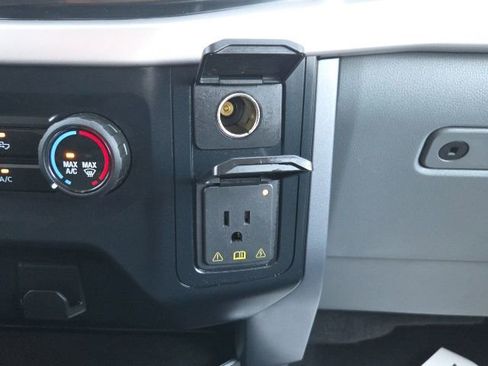 Used 2023 Ford F150 XLT AWD/4WD image 33