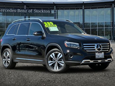 New 2026 Mercedes-Benz GLB 250 4MATIC image 1