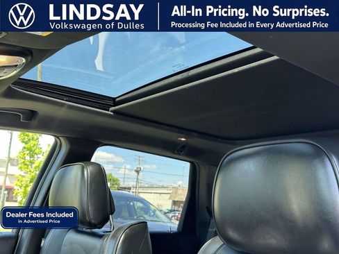 Used 2016 Jeep Grand Cherokee Overland w/ Advanced Technology Group AWD/4WD image 24
