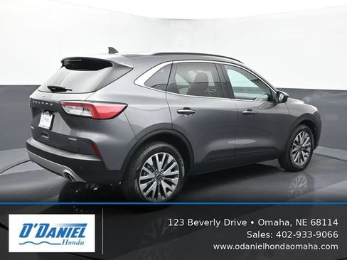 Used 2022 Ford Escape Titanium AWD/4WD image 6