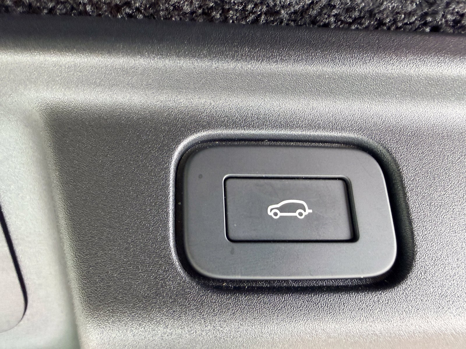 Used 2025 Land Rover Range Rover SE AWD/4WD image 32