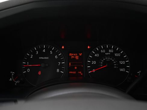 Used 2020 Nissan NV 3500 S image 25