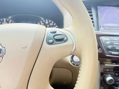 Used 2014 Nissan Pathfinder Platinum w/ Platinum Premium Package image 28