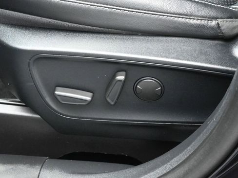 Certified 2020 Ford Escape SEL image 10