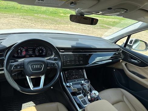 Used 2021 Audi Q7 3.0T Premium Plus w/ Premium Plus Package AWD/4WD image 16