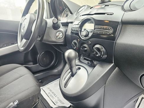 Used 2012 MAZDA MAZDA2 Sport image 14