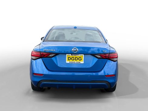 Used 2021 Nissan Sentra SV image 4