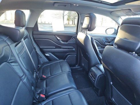 Used 2020 Lincoln Corsair Reserve w/ Equipment Group 201A image 15