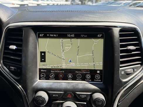 Used 2018 Jeep Grand Cherokee Limited AWD/4WD image 24