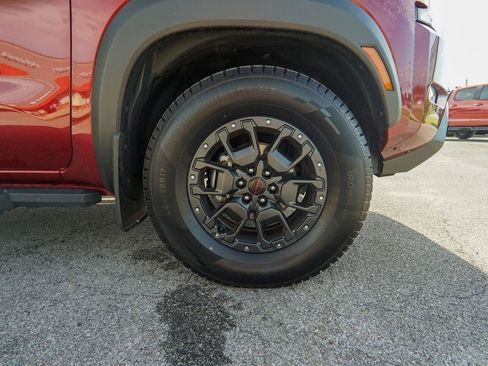 Used 2022 Nissan Frontier PRO-4X w/ Pro-4X Premium Package AWD/4WD image 11