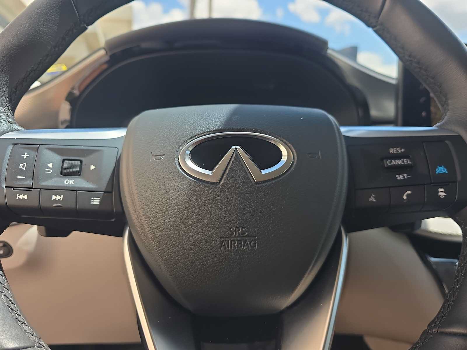 Certified 2026 INFINITI QX60 Luxe w/ Cargo Package FWD image 23
