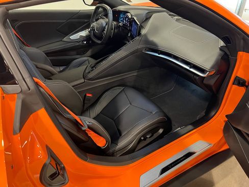 Used 2023 Chevrolet Corvette Stingray Coupe w/ Z51 Performance Package image 30