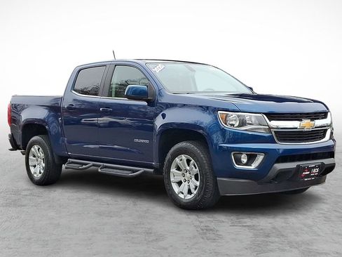 Used 2020 Chevrolet Colorado LT w/ LT Convenience Package image 3