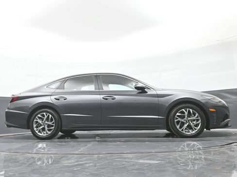 Used 2023 Hyundai Sonata SEL w/ Preferred Accessory Package FWD image 43