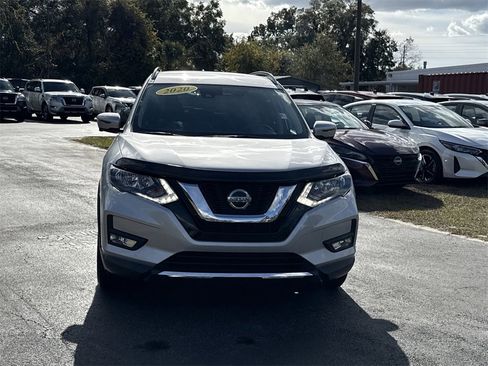 Certified 2020 Nissan Rogue SL image 2